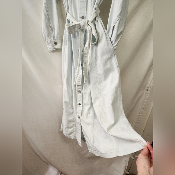 Levi’s Denim Maxi Dress - Picture 8 of 15